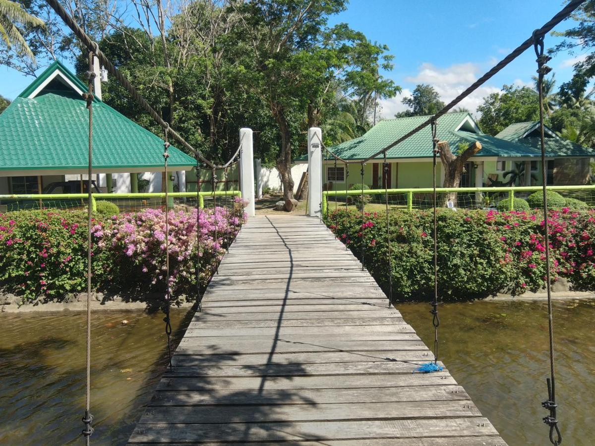 Greenland Residence House Zamboanguita  Экстерьер фото